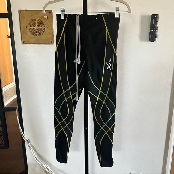Cw-x Black Leggings with Yellow Trim size small - Picture 1 of 5